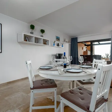 Coto Real Apartment *